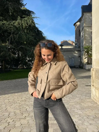 TAVIMART Pockets Cropped Jacket Woman Spring Streetwear Turn Down Collar Long Sleeve Khaki Short Coat Fashion New Chic Outerwear Tops