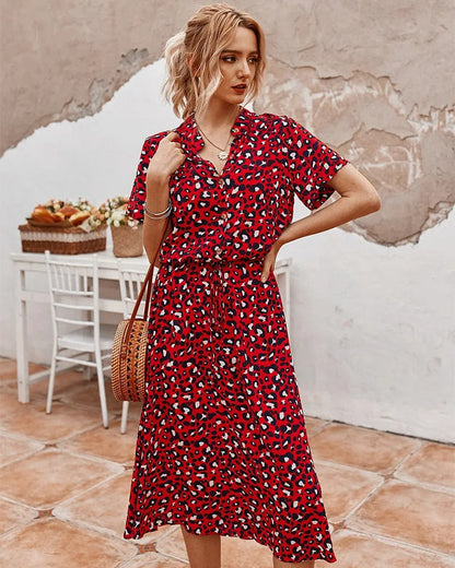 - Vintage midi dress with short sleeves