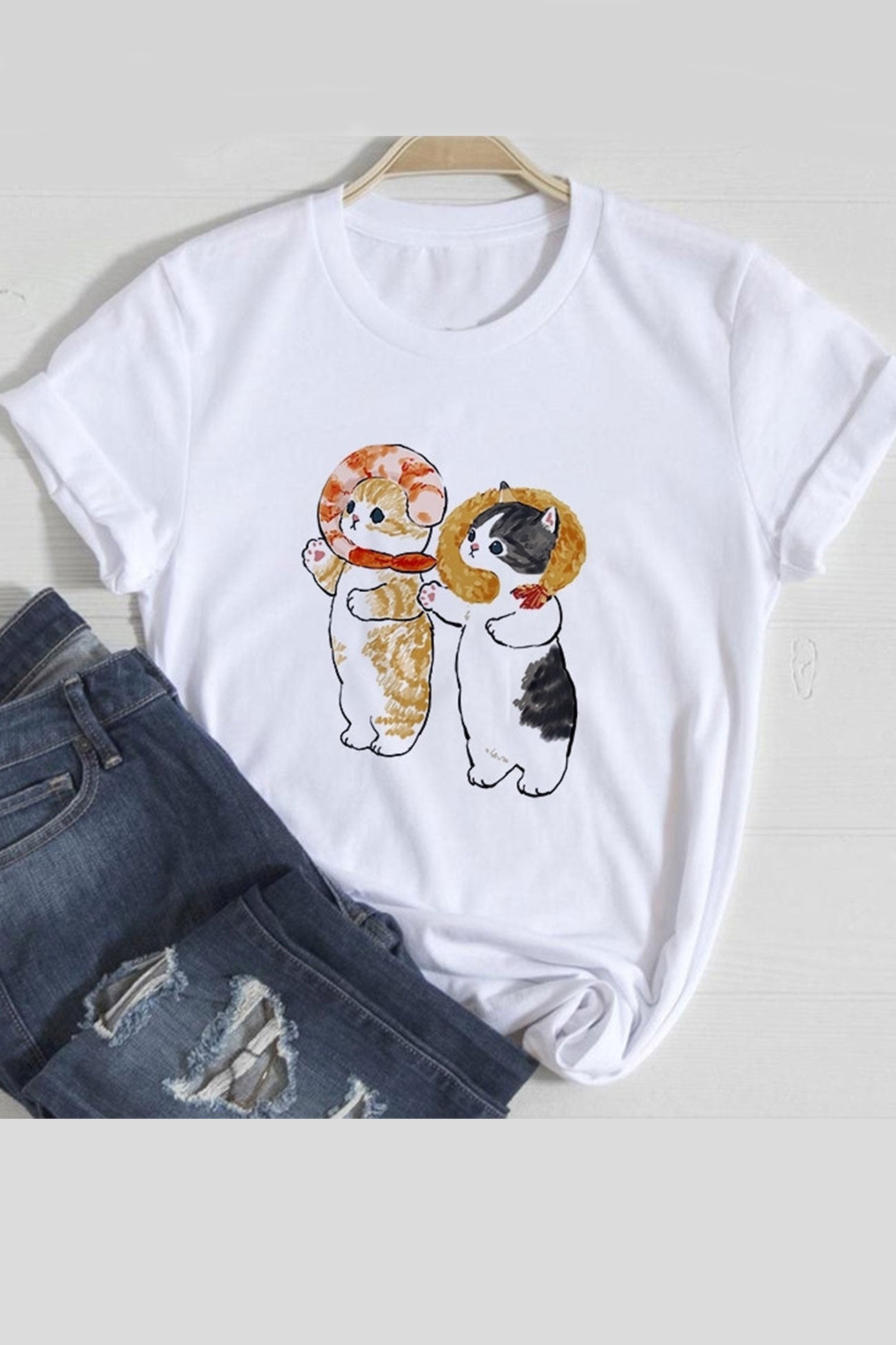 Lovely Cats Graphic T-shirts