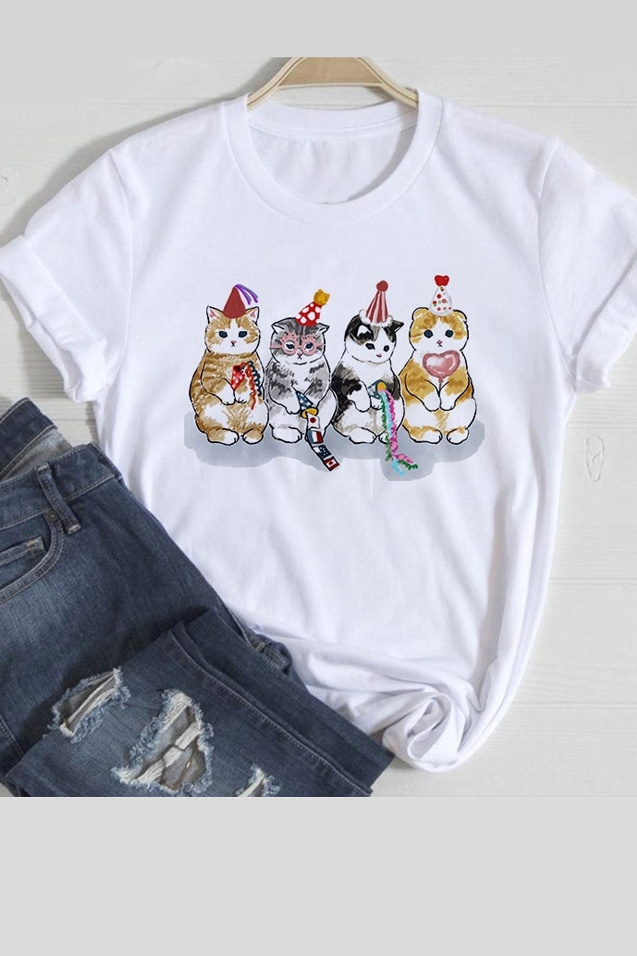 Lovely Cats Graphic T-shirts