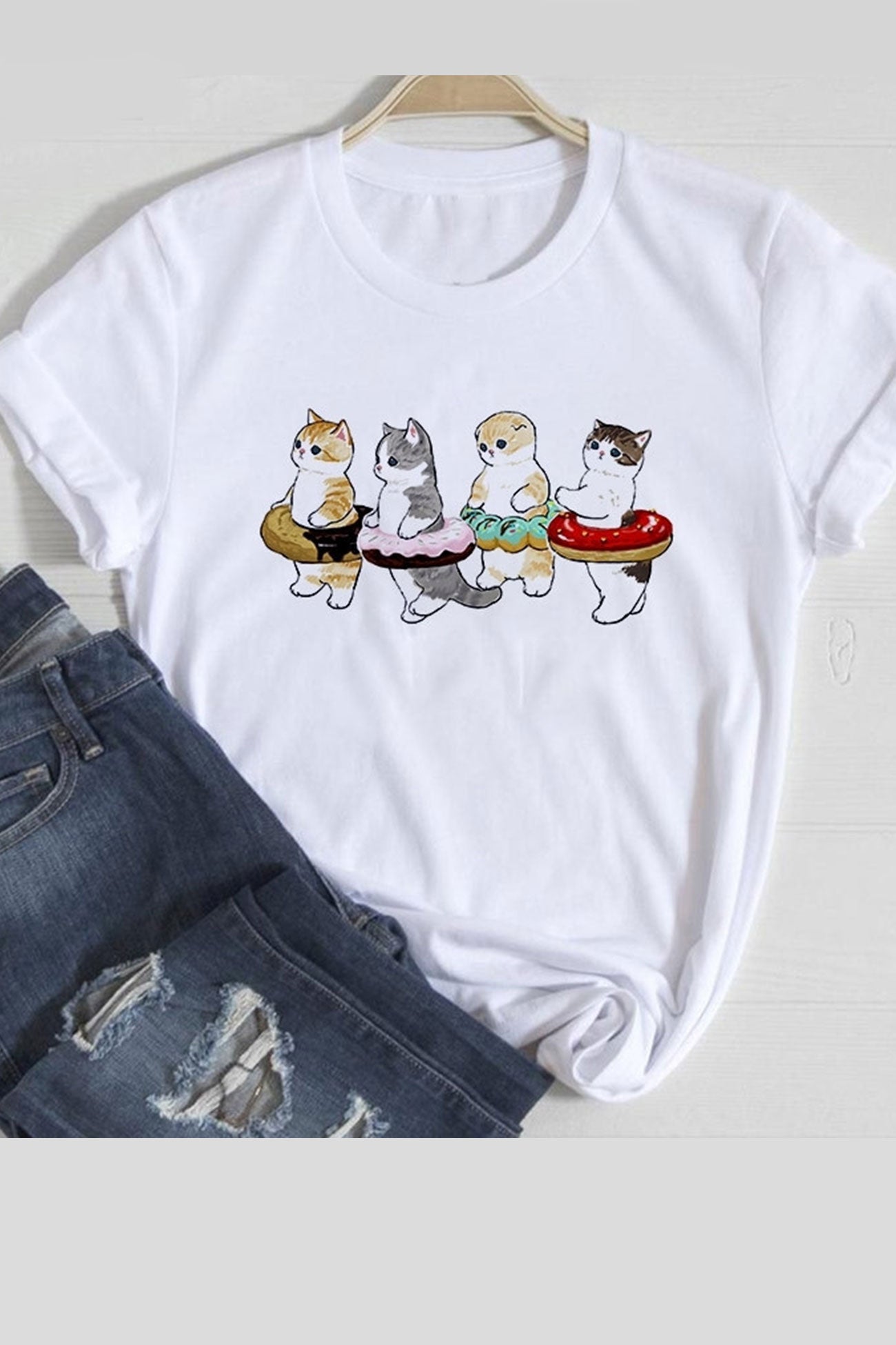 Lovely Cats Graphic T-shirts