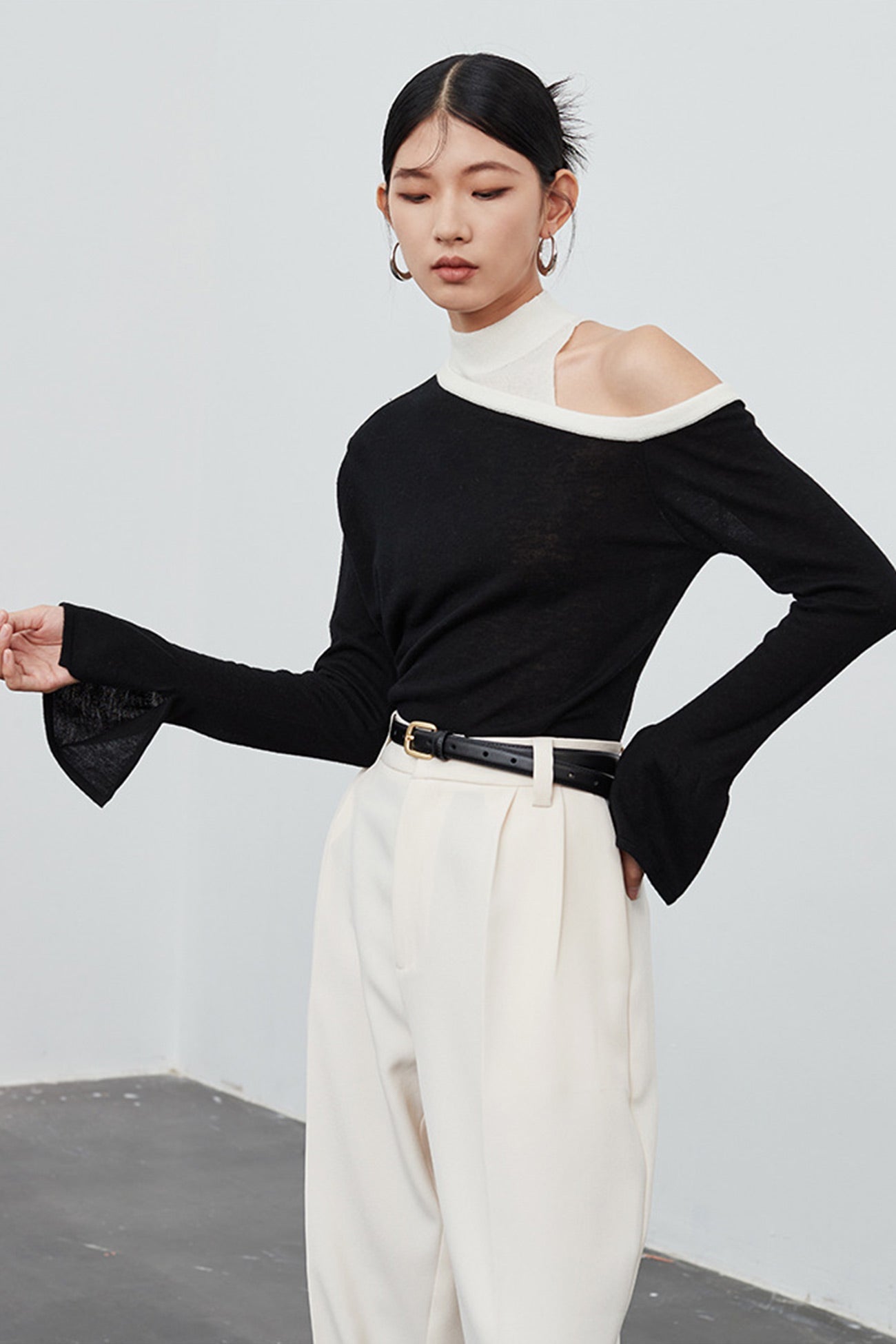 One Shoulder Flare Sleeve Patchwork Tops