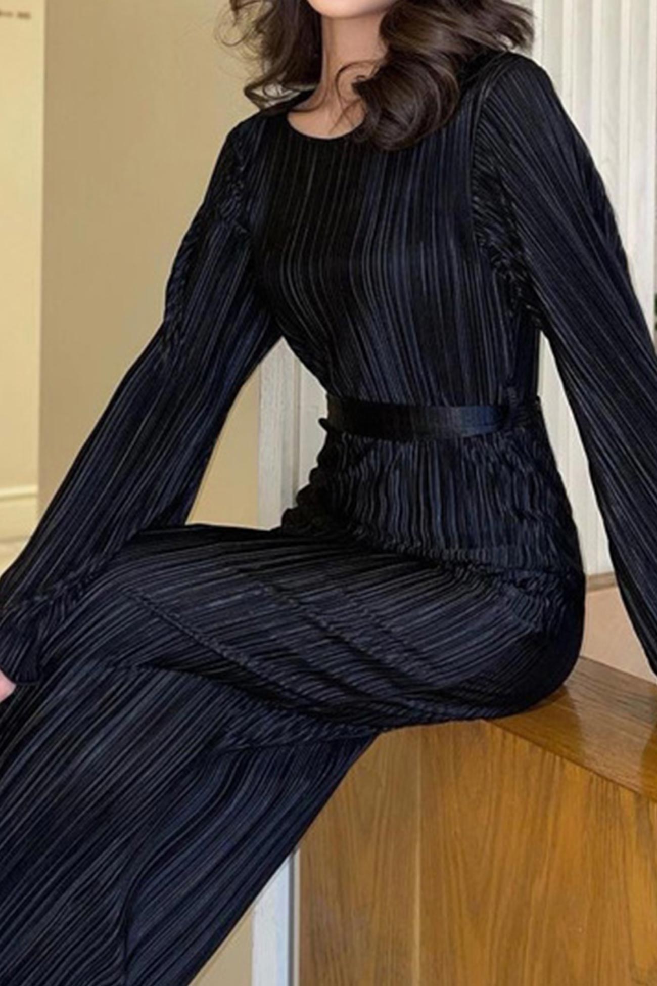 Pleated Long Flares Sleeve Tie-waist Dress