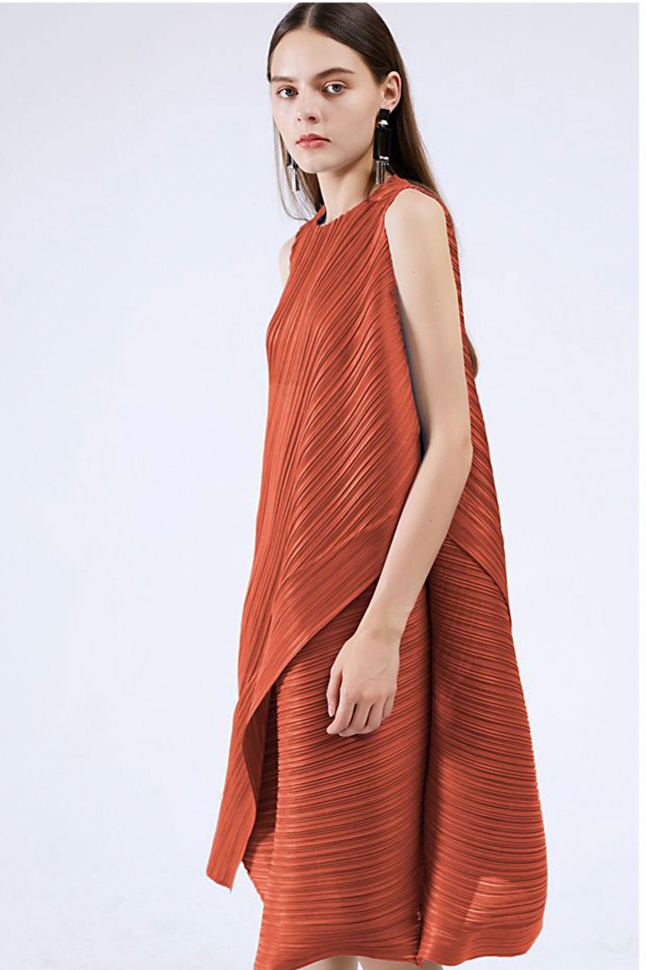 Sleeveless Irregular Full Pleated Midi Dress