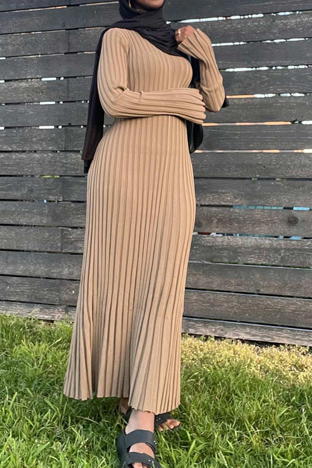 Solid Ribbed Knit Tie-waist Dress