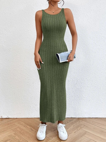 Marcia O Neck Knitted Long Sleeve Maxi Dress