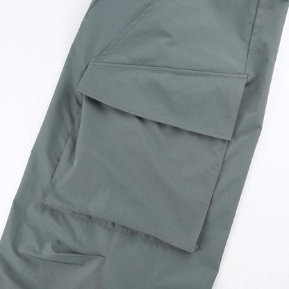 Solid zip-up low rise cargo pocket wide leg pant